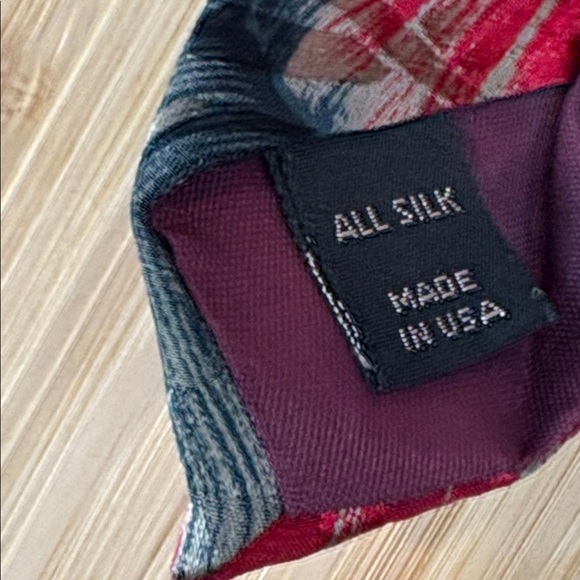 Roffe Floral Silk Neck Tie – Vintage, Hand-Finished in USA - Picture 6 of 7